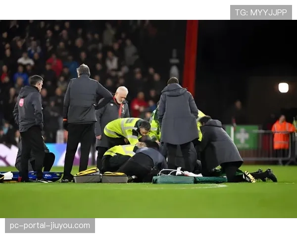 战地通讯：在卢顿镇的主场，球迷的歌声如何激励球队在最后时刻完成扳平